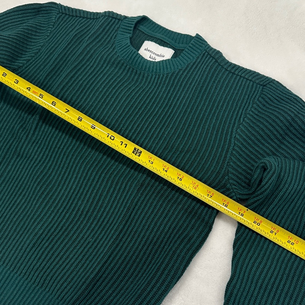 Abercrombie kids green Sweater 11/12 - Picture 7 of 9